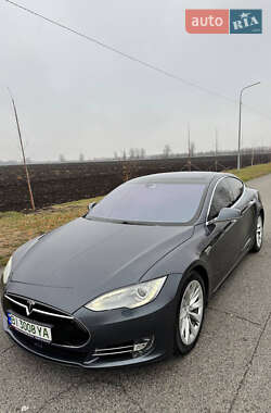 Ліфтбек Tesla Model S 2016 в Полтаві
