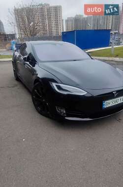 Лифтбек Tesla Model S 2020 в Одессе