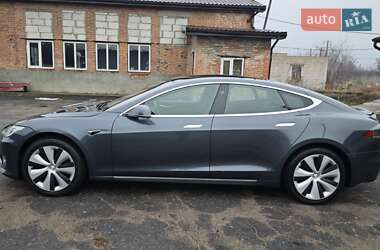 Ліфтбек Tesla Model S 2020 в Києві