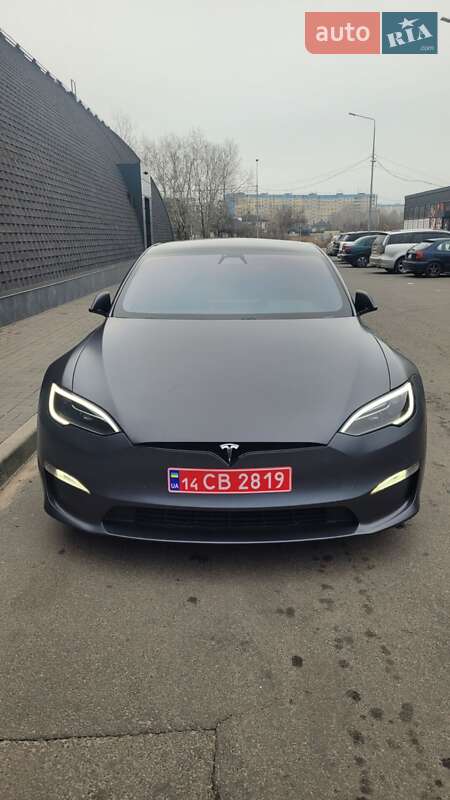 Лифтбек Tesla Model S 2022 в 