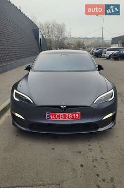 Лифтбек Tesla Model S 2022 в 