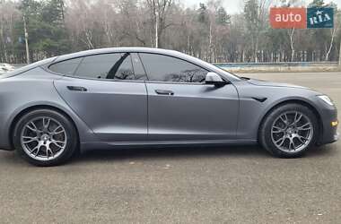 Лифтбек Tesla Model S 2022 в 