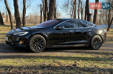 Лифтбек Tesla Model S 2021 в Кривом Роге