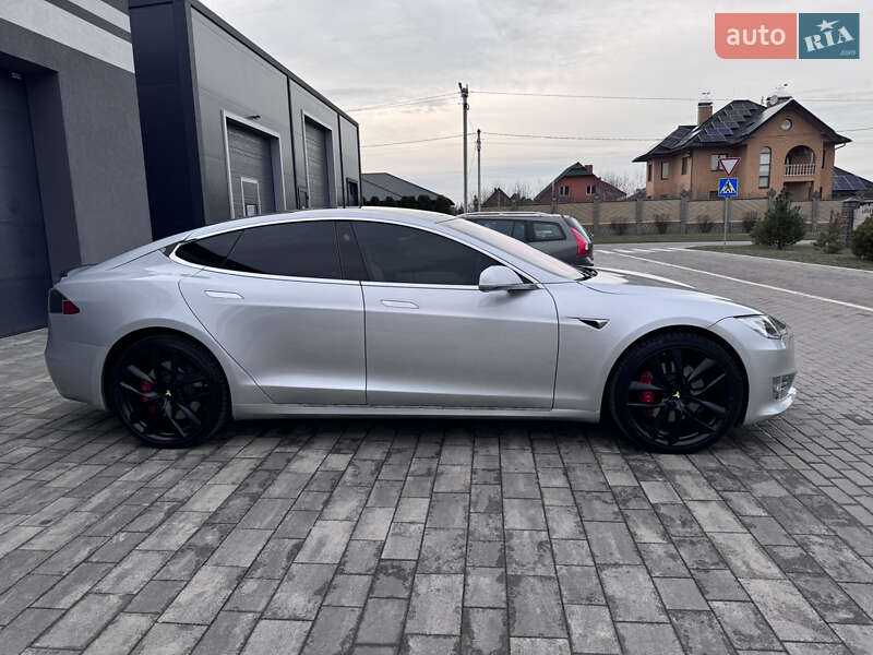 Лифтбек Tesla Model S 2018 в Луцке фото 7 Лифтбек Tesla Model S 2018 в Луцке