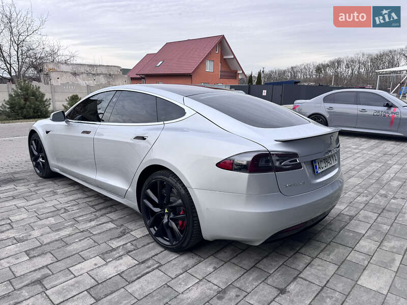 Лифтбек Tesla Model S 2018 в Луцке фото 11 Лифтбек Tesla Model S 2018 в Луцке