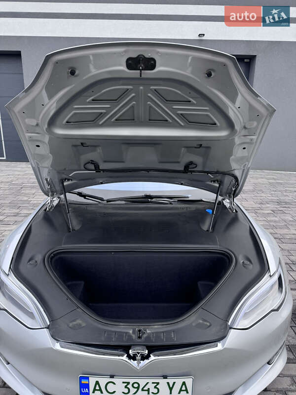 Лифтбек Tesla Model S 2018 в Луцке фото 20 Лифтбек Tesla Model S 2018 в Луцке