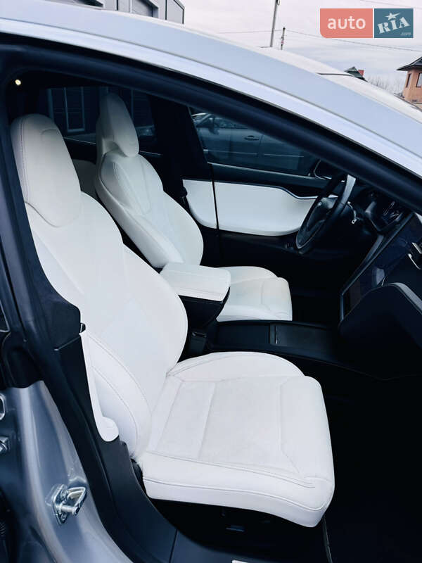 Лифтбек Tesla Model S 2018 в Луцке фото 33 Лифтбек Tesla Model S 2018 в Луцке