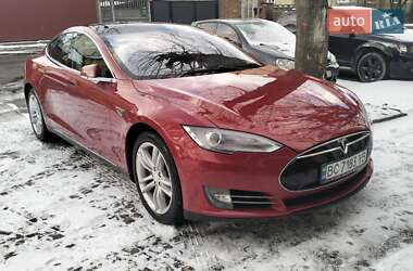 Ліфтбек Tesla Model S 2014 в Львові