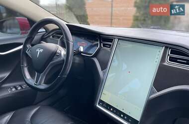 Лифтбек Tesla Model S 2014 в 