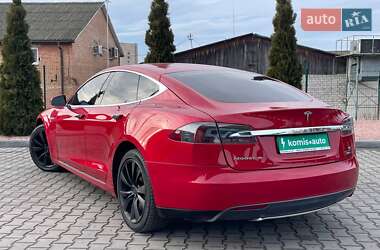 Лифтбек Tesla Model S 2014 в 