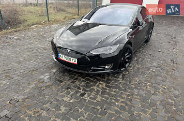 Лифтбек Tesla Model S 2014 в Киеве