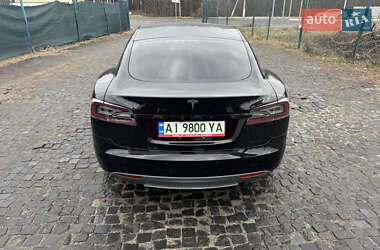 Лифтбек Tesla Model S 2014 в Киеве