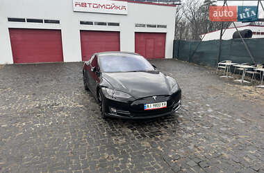 Лифтбек Tesla Model S 2014 в Киеве