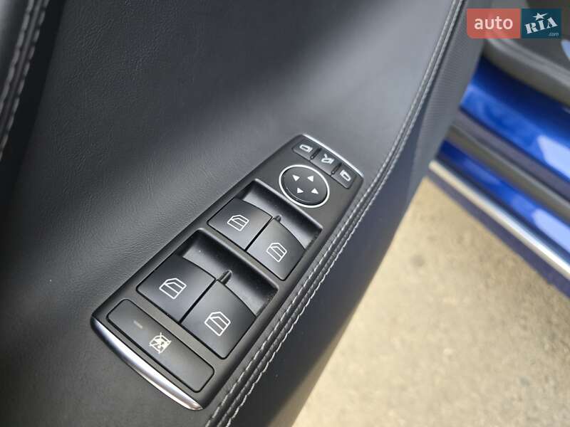 Лифтбек Tesla Model S 2016 в Одессе