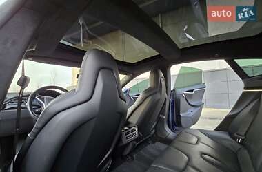 Лифтбек Tesla Model S 2016 в 