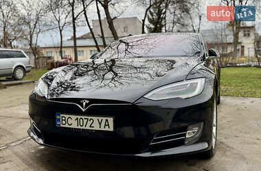 Ліфтбек Tesla Model S 2018 в Львові