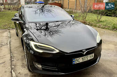 Ліфтбек Tesla Model S 2018 в Львові