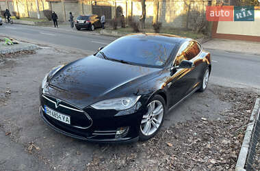 Ліфтбек Tesla Model S 2013 в Одесі