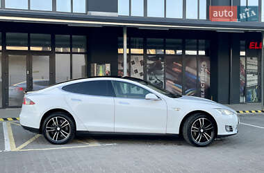 Лифтбек Tesla Model S 2014 в Ровно