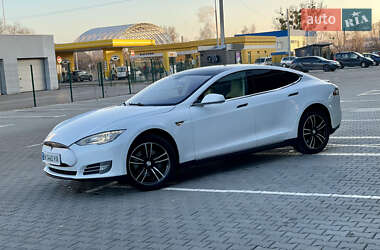 Лифтбек Tesla Model S 2014 в Ровно