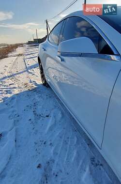 Лифтбек Tesla Model S 2018 в 