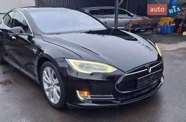 Лифтбек Tesla Model S 2014 в Киеве