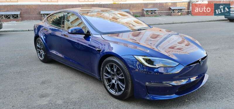 Tesla Model S 2022
