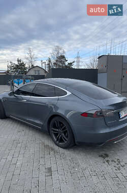 Ліфтбек Tesla Model S 2014 в Києві