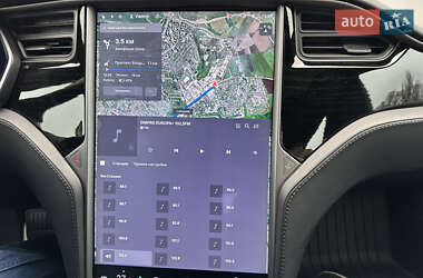 Лифтбек Tesla Model S 2018 в 