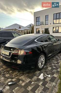 Лифтбек Tesla Model S 2018 в 