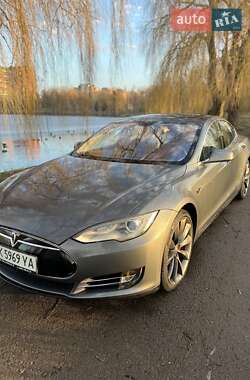 Ліфтбек Tesla Model S 2013 в Рівному