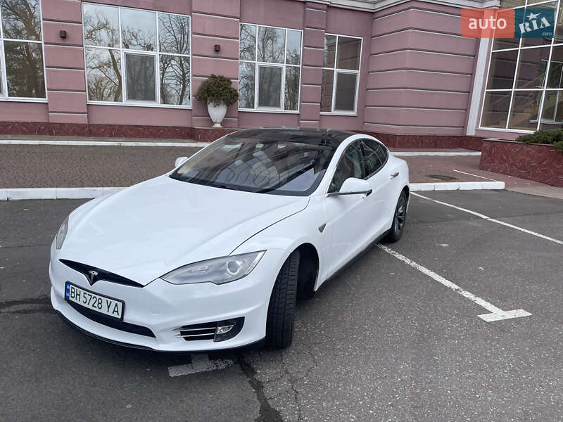 Ліфтбек Tesla Model S 2012 в Одесі