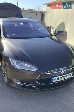 Ліфтбек Tesla Model S 2013 в Києві