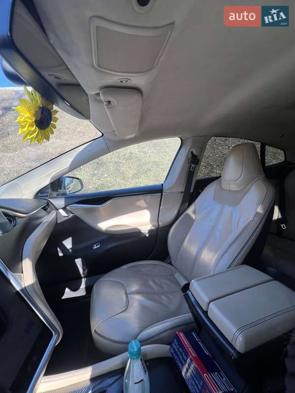 Ліфтбек Tesla Model S 2012 в Житомирі