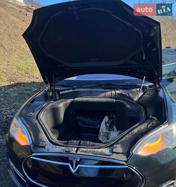 Ліфтбек Tesla Model S 2012 в Житомирі