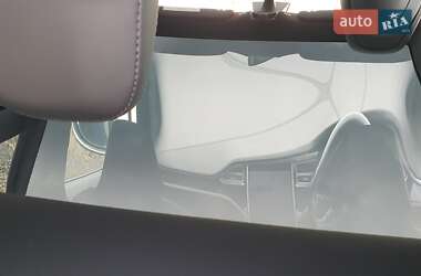 Лифтбек Tesla Model S 2017 в 