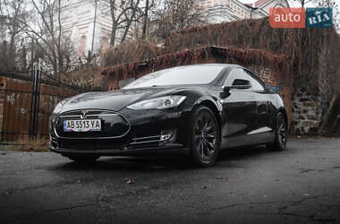 Ліфтбек Tesla Model S 2013 в Вінниці