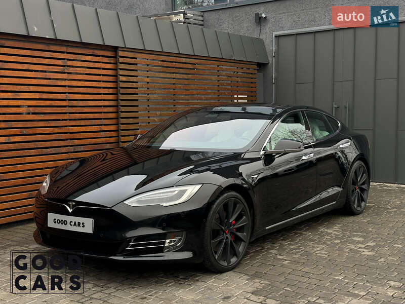 Лифтбек Tesla Model S 2017 в Одессе