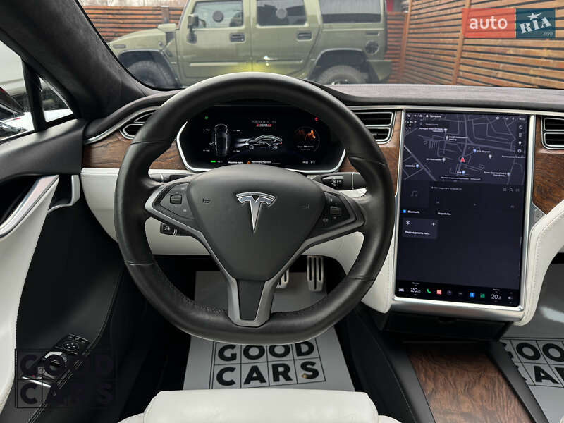 Лифтбек Tesla Model S 2017 в Одессе