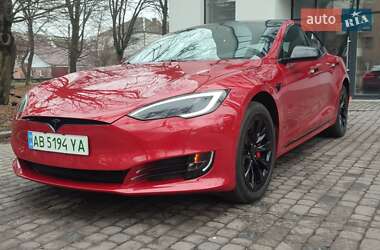 Лифтбек Tesla Model S 2018 в Виннице