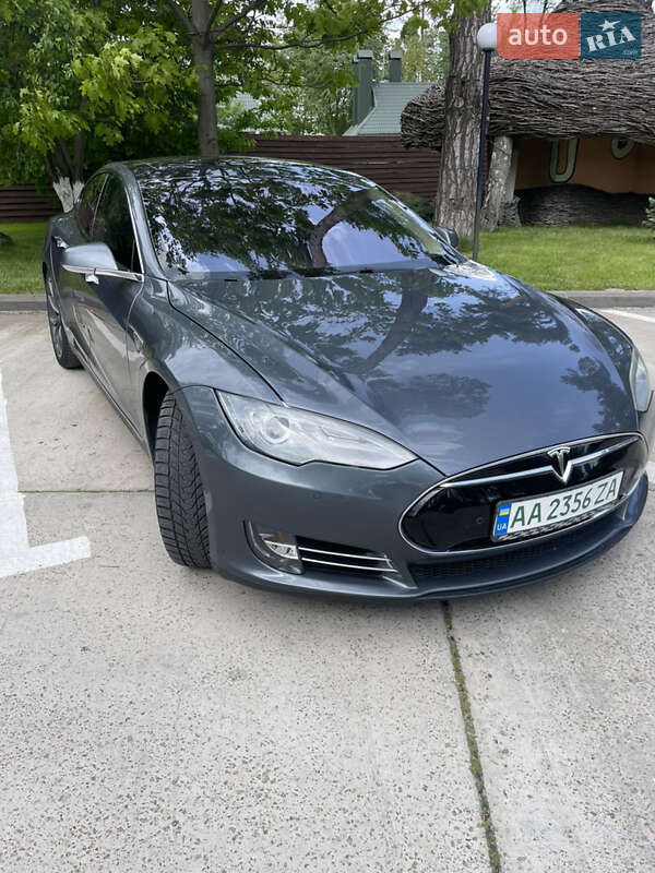 Ліфтбек Tesla Model S 2013 в Києві фото 5 Ліфтбек Tesla Model S 2013 в Києві