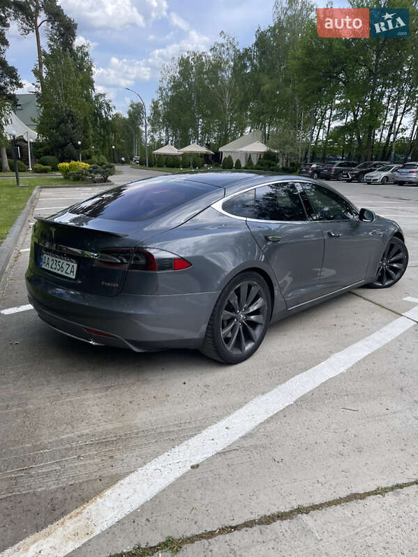 Ліфтбек Tesla Model S 2013 в Києві фото 20 Ліфтбек Tesla Model S 2013 в Києві