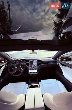 Лифтбек Tesla Model S 2018 в 