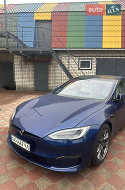 Лифтбек Tesla Model S 2022 в 