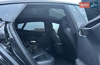 Лифтбек Tesla Model S 2018 в 