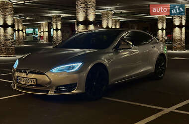 Ліфтбек Tesla Model S 2013 в Одесі