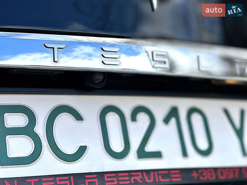 Лифтбек Tesla Model S 2014 в Тернополе фото 32 Лифтбек Tesla Model S 2014 в Тернополе