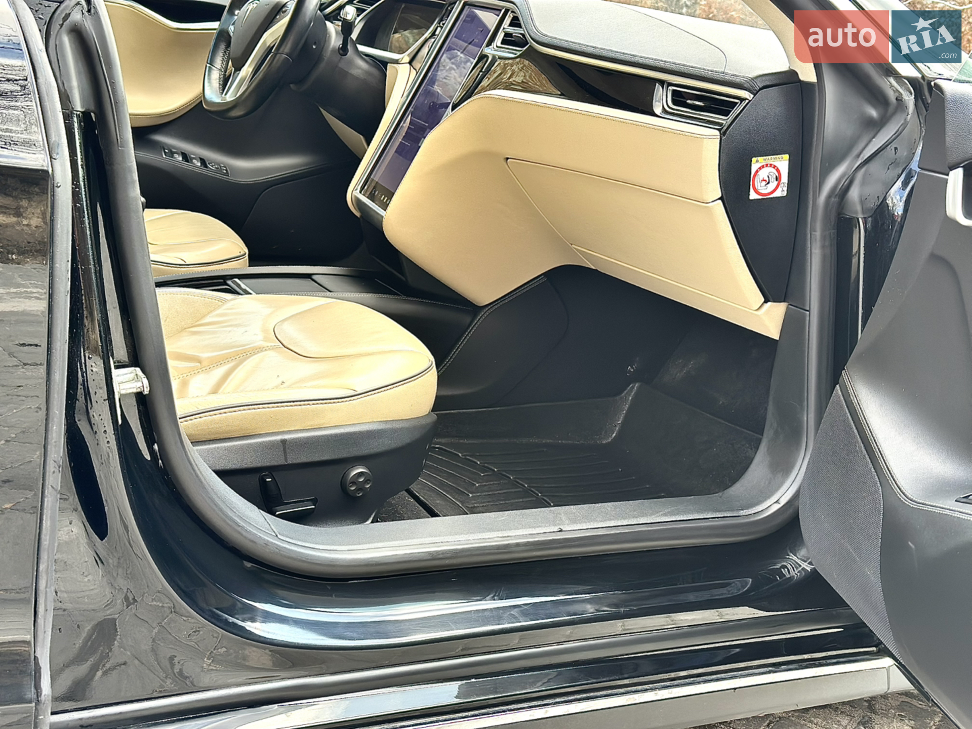 2014 Tesla Model S - мініатюра 44