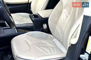 Ліфтбек Tesla Model S 2014 в Тернополі
