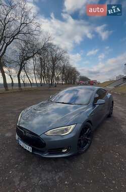 Ліфтбек Tesla Model S 2013 в Заставній